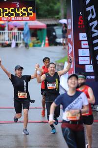 BIB: 1388, 3161
                            <button type="button" onclick="openModal(5743787)" class="btn btn-primary btn-sm float-right btn-popup" data-toggle="modal" data-target=".modal-high-quality">
                        <i class="fas fa-shopping-cart"></i> Add to Cart
                    </button>
                                            <button type="button" onclick="isThisMe(5743787, true)" class="btn btn-success btn-sm float-right btn-popup btn-isme hidden" data-toggle="tooltip" data-placement="bottom" title="นี่คือรูปของคุณใช่ไหม คลิกที่นี่เพื่อเอาเข้าอัลบั้ม">
                        <i class="fas fa-plus"></i> Add to album
                    </button>
                    <button type="button" onclick="isThisMe(5743787, false)" class="btn btn-warning btn-sm float-right btn-popup btn-isnotme hidden">
                        <i class="fas fa-ban"></i> Remove from album
                    </button>